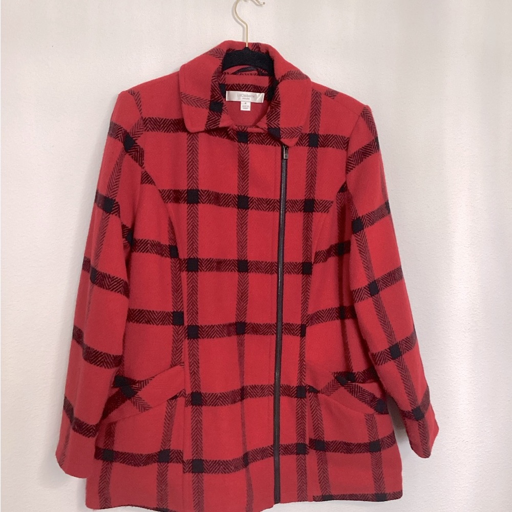 Liz Claiborne | size: M | color: Red/Black